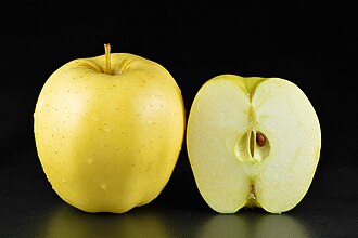Apples, raw, golden delicious, with skin