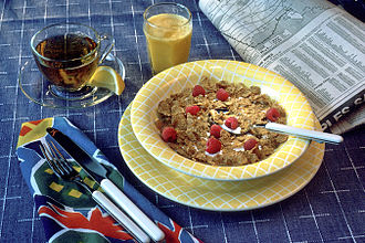 Cereals ready-to-eat, POST, HONEY BUNCHES OF OATS, with almonds