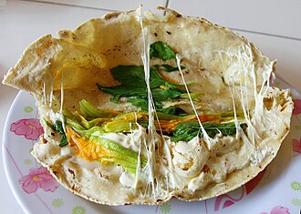 Fast foods, quesadilla, with chicken