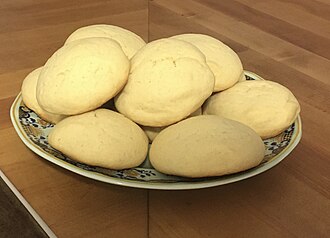 Cookies, sugar, commercially prepared, regular (includes vanilla)