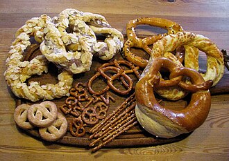 Pretzels, hard, flavored