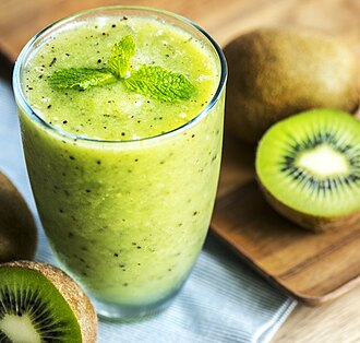 Fruit and vegetable smoothie, bottled